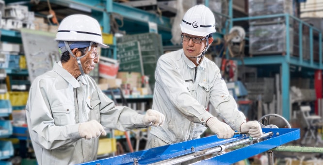 充実した教育システムで万全サポートしているイメージ