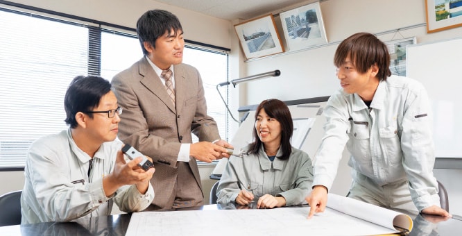 フレンドリーな社風で楽しい職場のイメージ