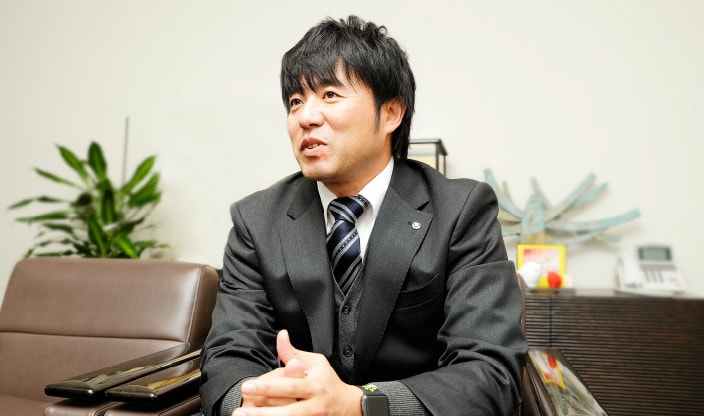 代表取締役　神谷浩基